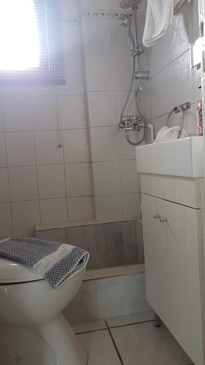 Palette Apartment Carmine - Athens Center, 6 BD, 3 BATH Eksteriør billede