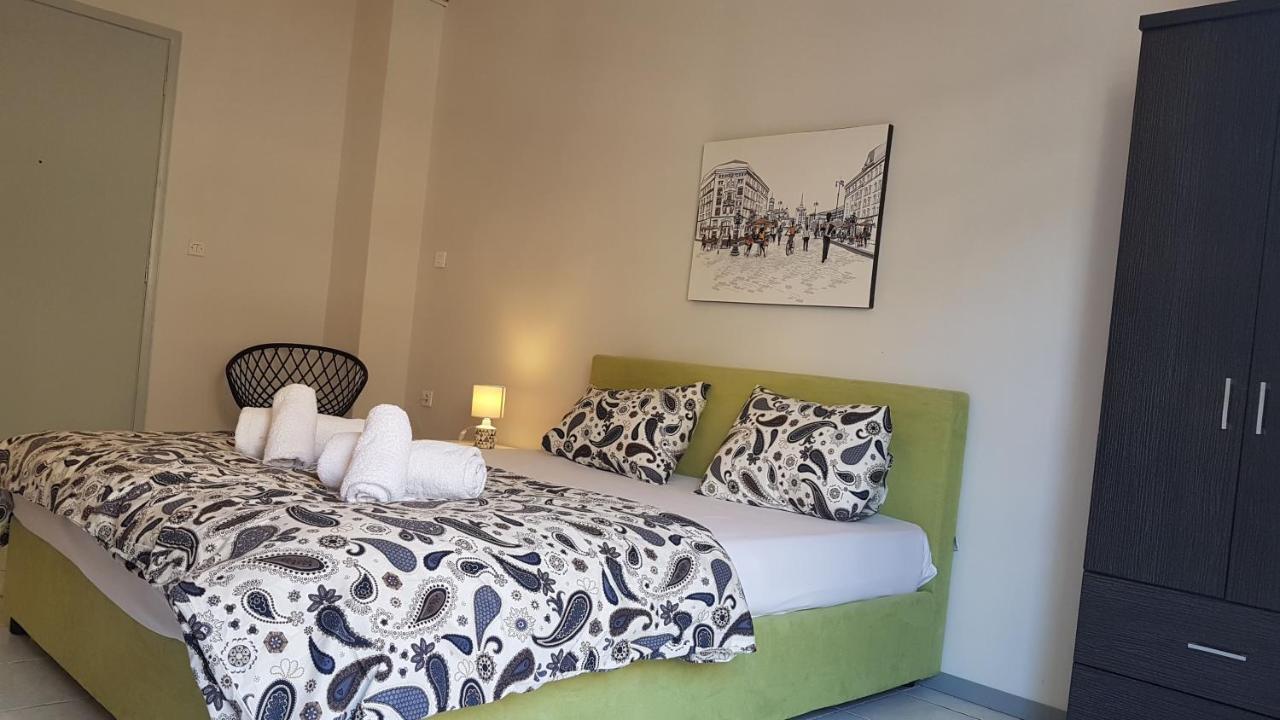 Palette Apartment Carmine - Athens Center, 6 BD, 3 BATH Eksteriør billede