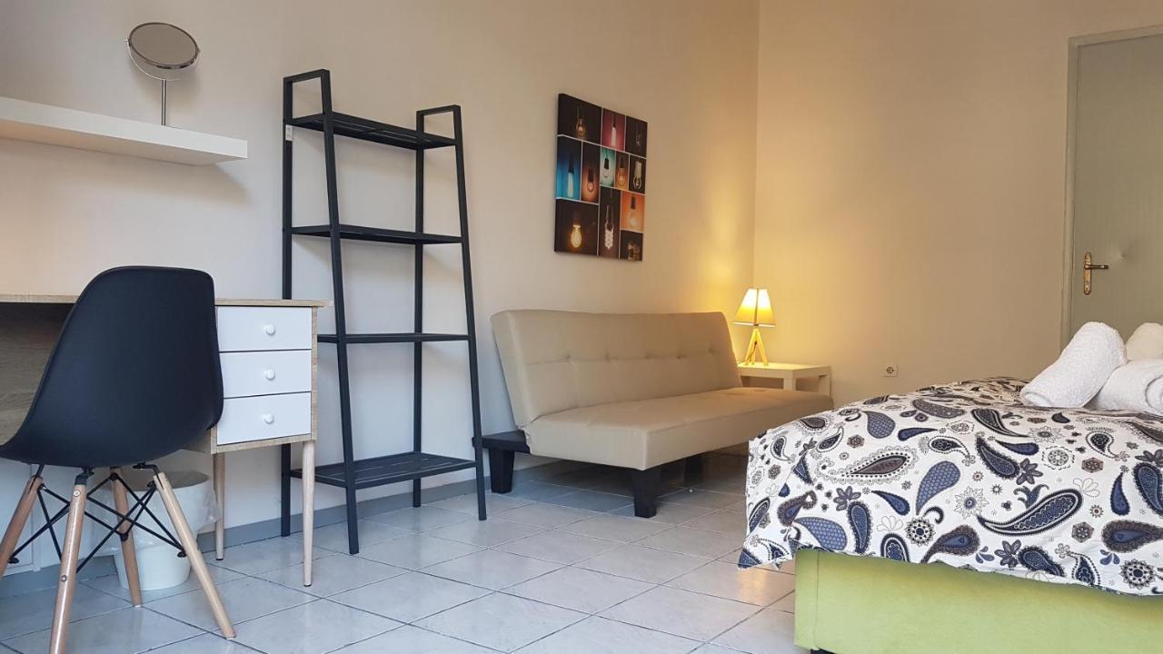 Palette Apartment Carmine - Athens Center, 6 BD, 3 BATH Eksteriør billede