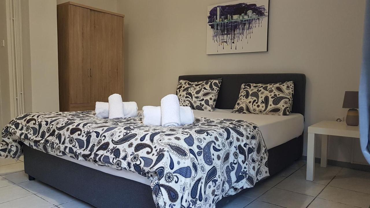 Palette Apartment Carmine - Athens Center, 6 BD, 3 BATH Eksteriør billede