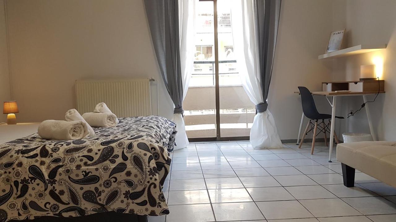 Palette Apartment Carmine - Athens Center, 6 BD, 3 BATH Eksteriør billede