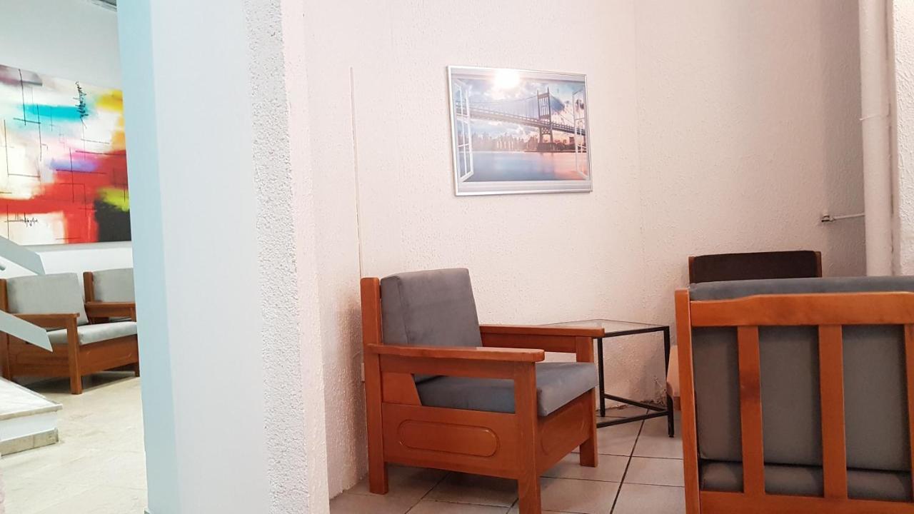 Palette Apartment Carmine - Athens Center, 6 BD, 3 BATH Eksteriør billede