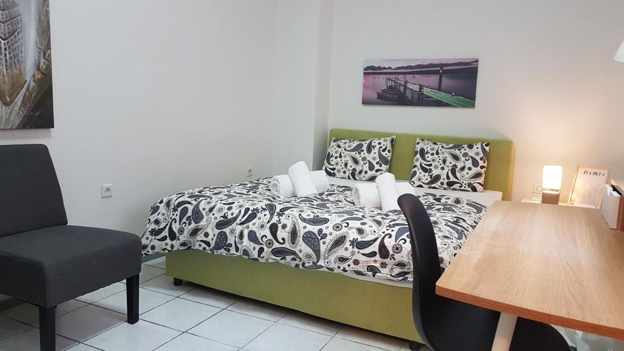Palette Apartment Carmine - Athens Center, 6 BD, 3 BATH Eksteriør billede