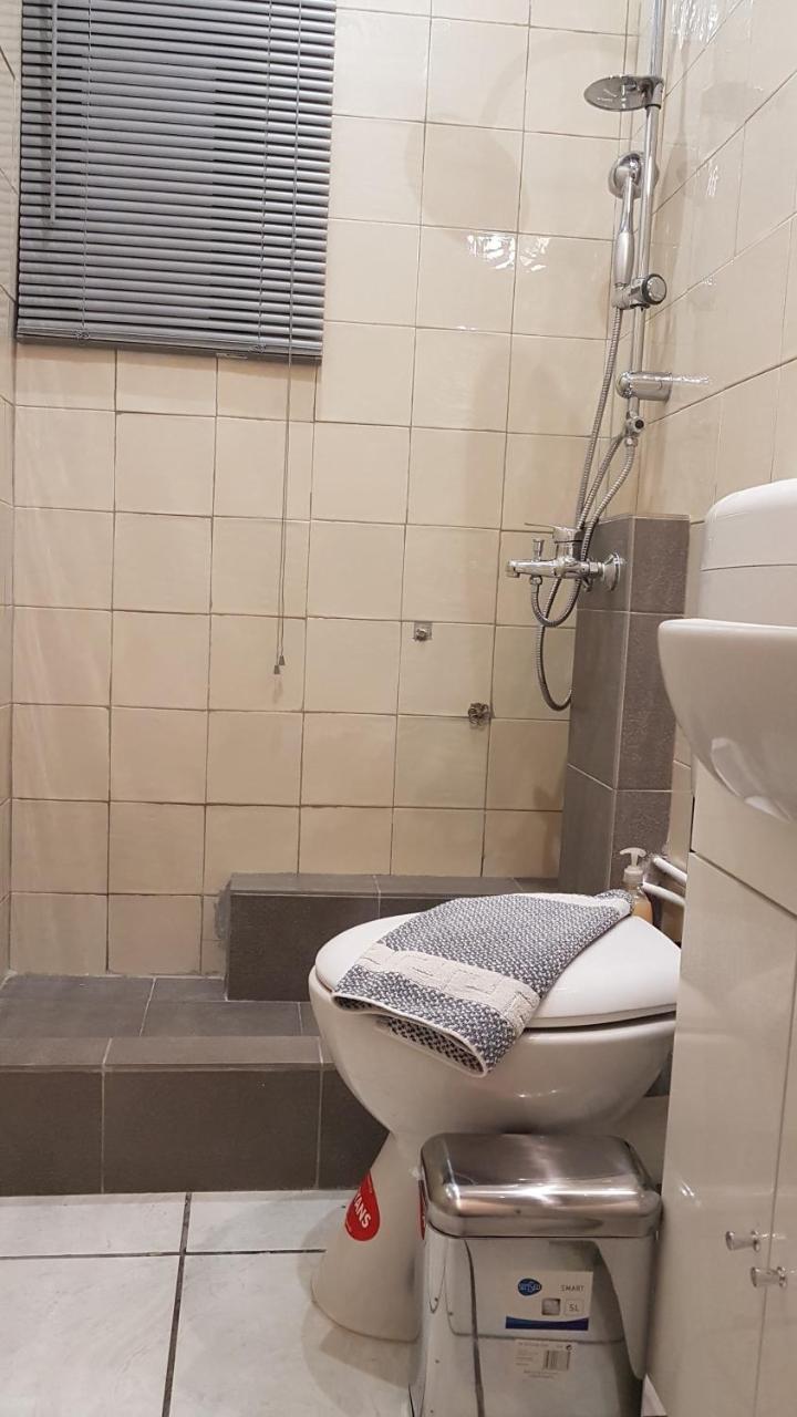 Palette Apartment Carmine - Athens Center, 6 BD, 3 BATH Eksteriør billede