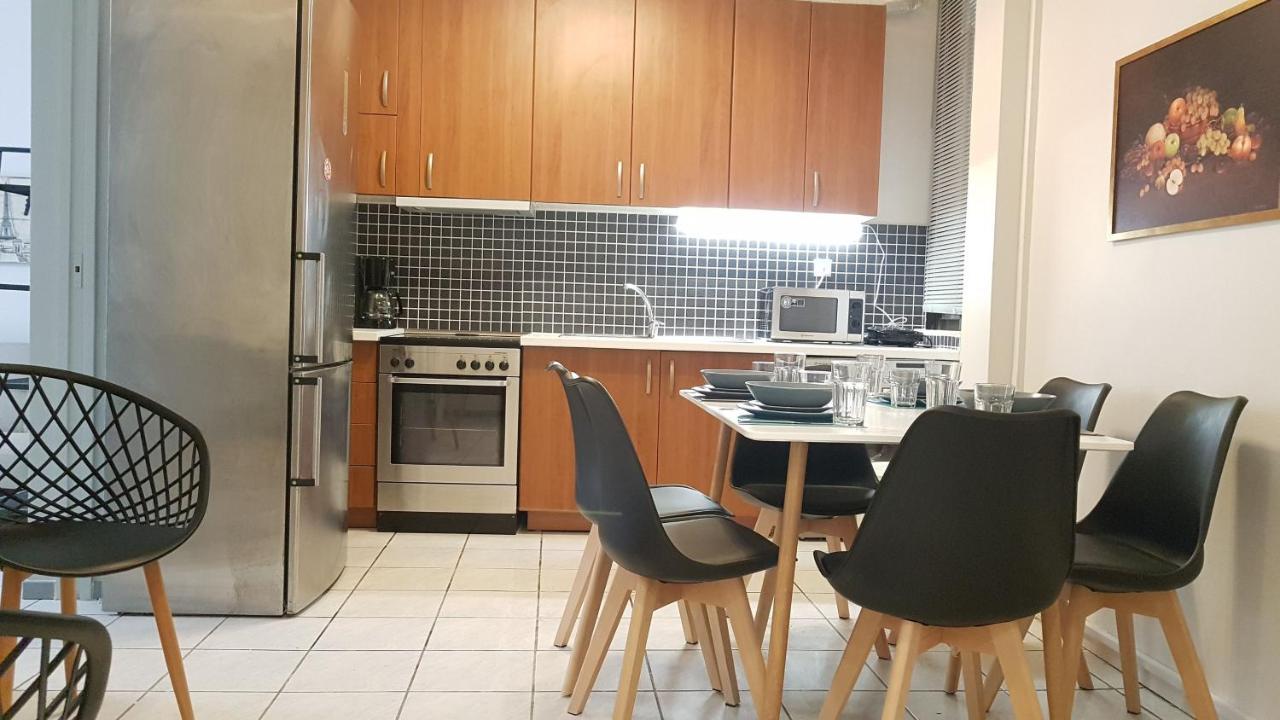 Palette Apartment Carmine - Athens Center, 6 BD, 3 BATH Eksteriør billede