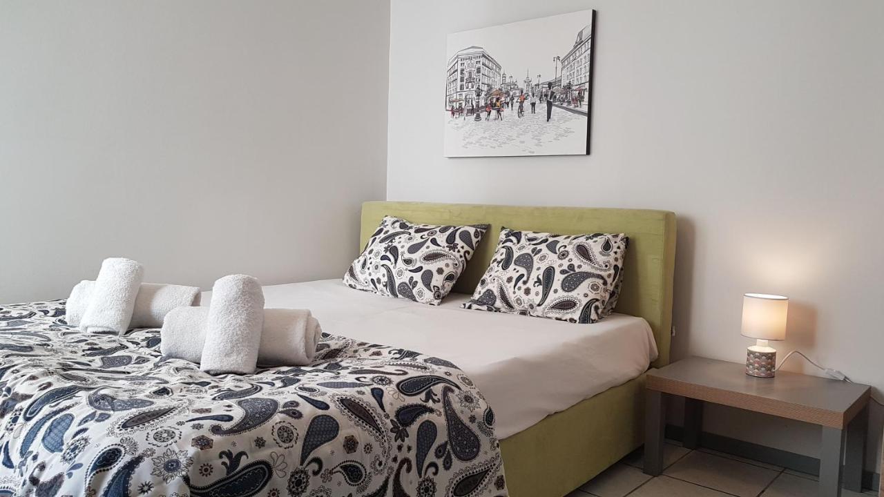 Palette Apartment Carmine - Athens Center, 6 BD, 3 BATH Eksteriør billede