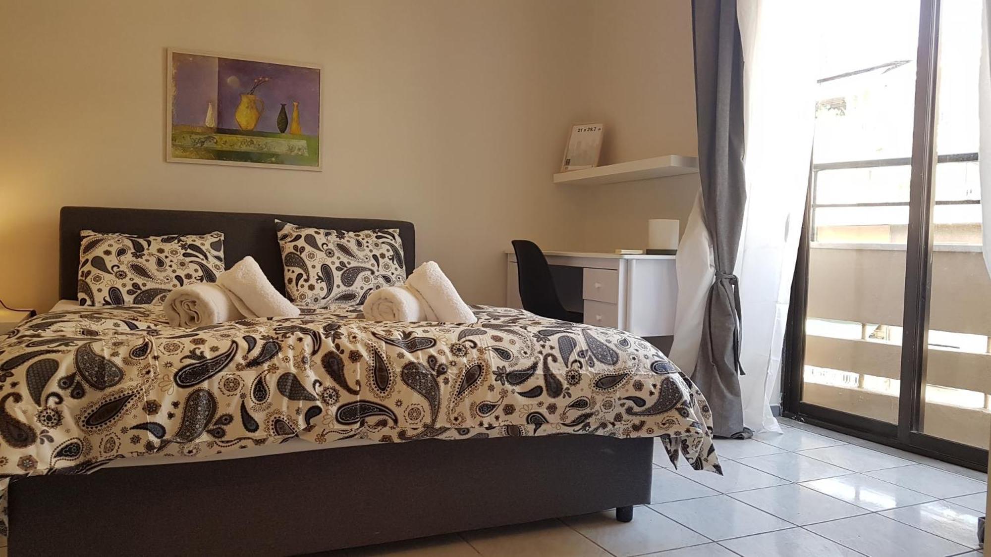 Palette Apartment Carmine - Athens Center, 6 BD, 3 BATH Eksteriør billede
